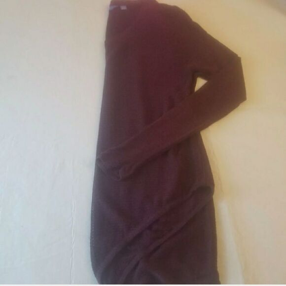 Simply Vera Vera Wang Sheer Mesh Asymmetrical Lightweight Purple Top Size Small - Picture 3 of 9